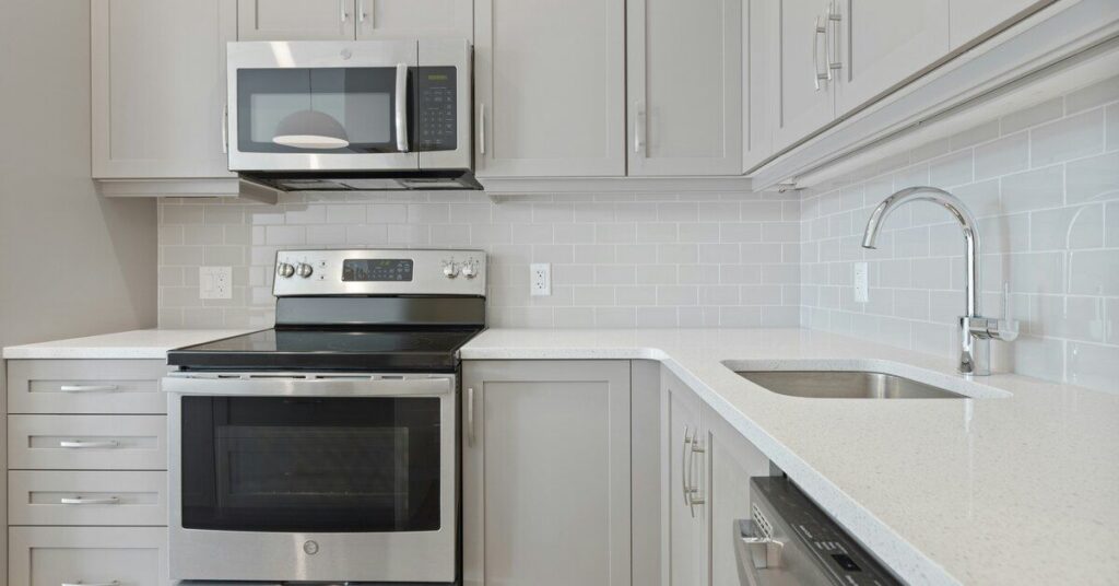 A Countertop Microwave Oven
