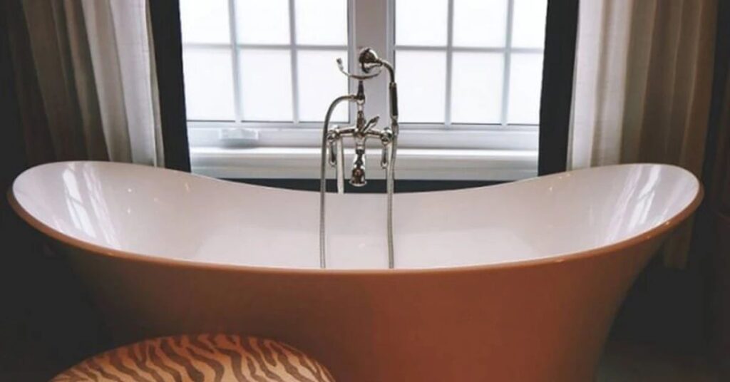 Cast-Iron Clawfoot Bathtub